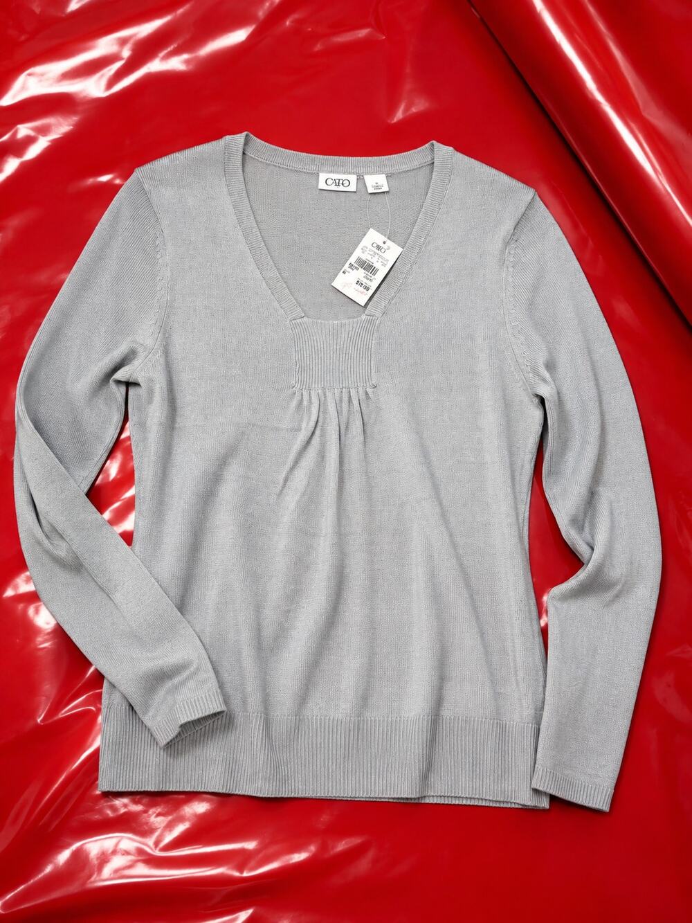 Cato Light Gray Empire Waist V Neck Long Sleeve Sweater Size M NWT